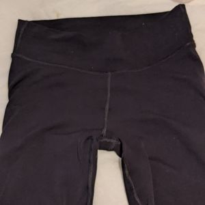 Black lululemon leggings w/detailing